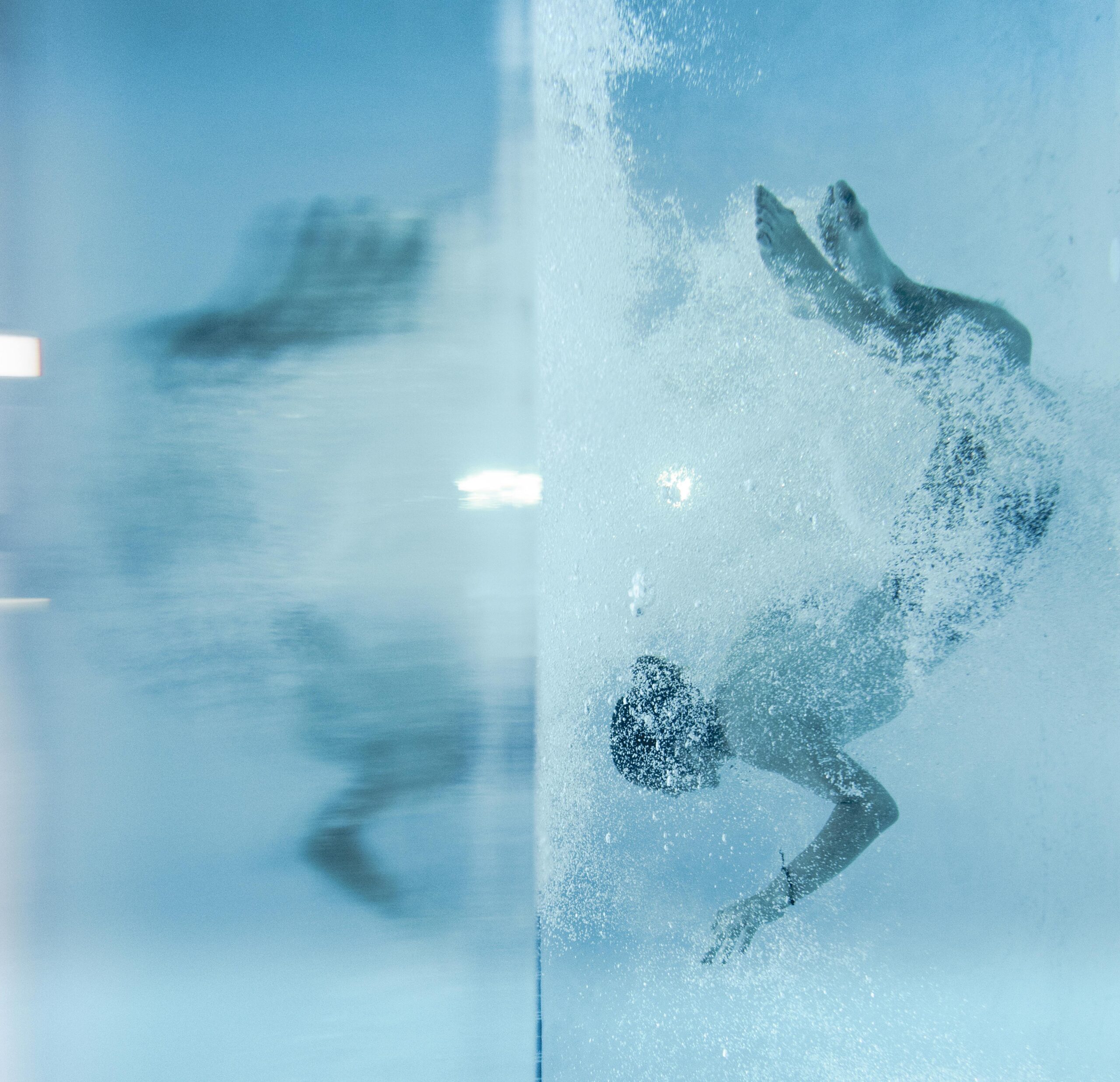 Person, Die Unter Wasser Taucht